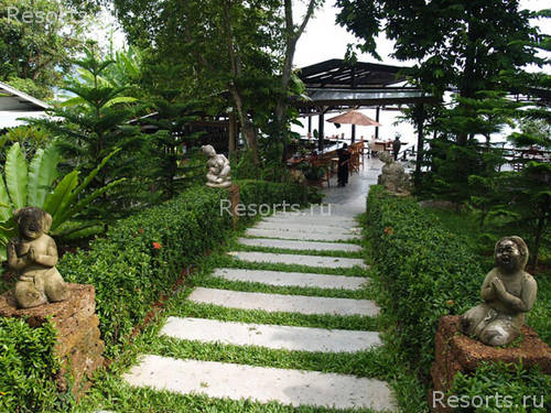 Secret Cliff Resort 6